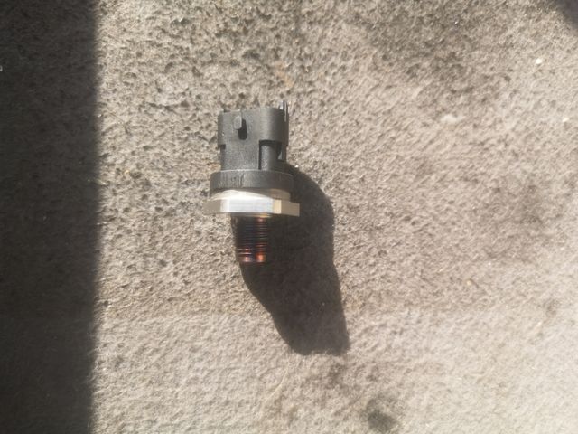 sensor rampa presión gasoil rail