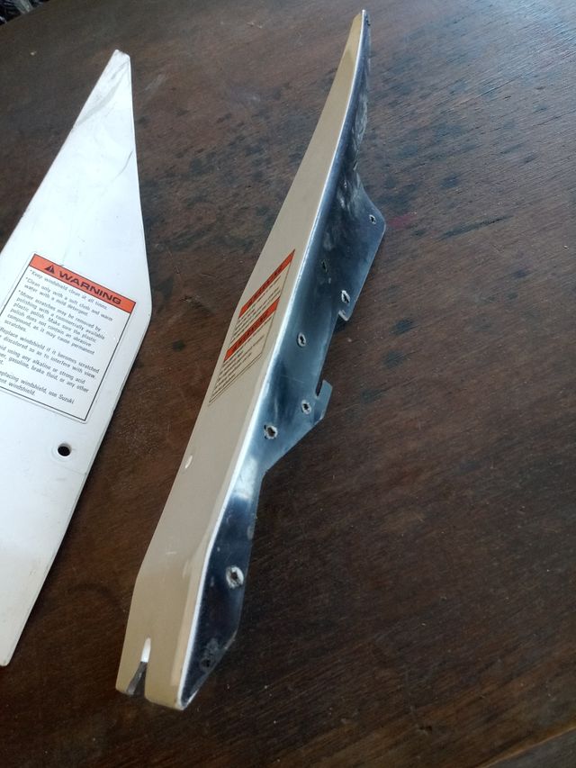 TAPAS CÚPULA GSXR 750.