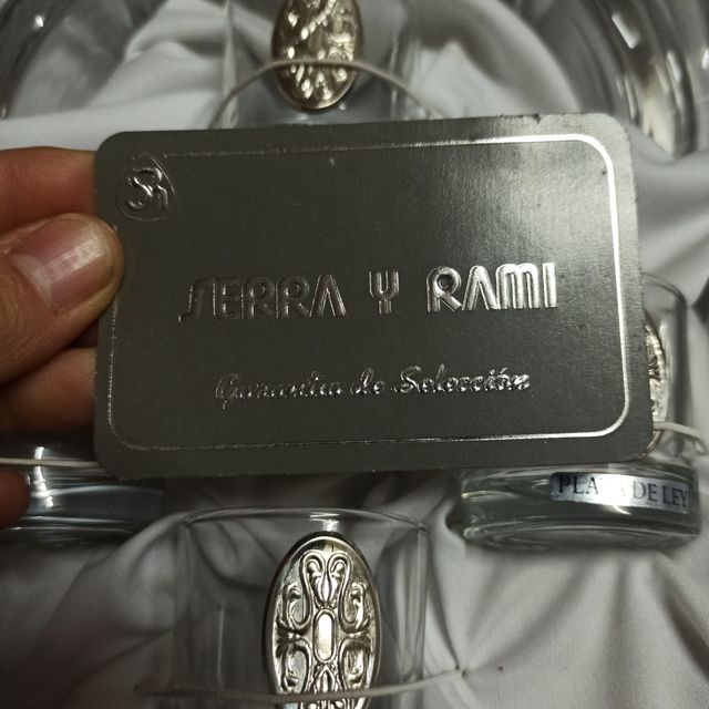 Juego de copas y chupitos Serra y Rami