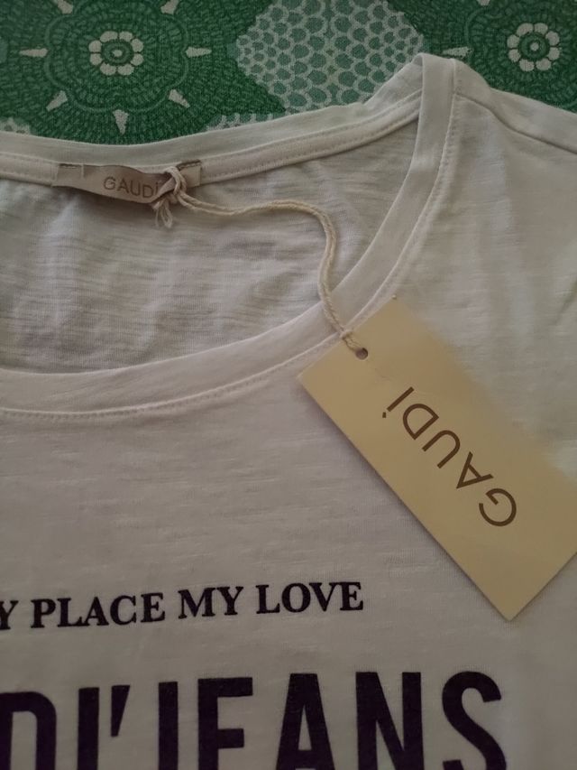 T-shirt bianca Gaudì