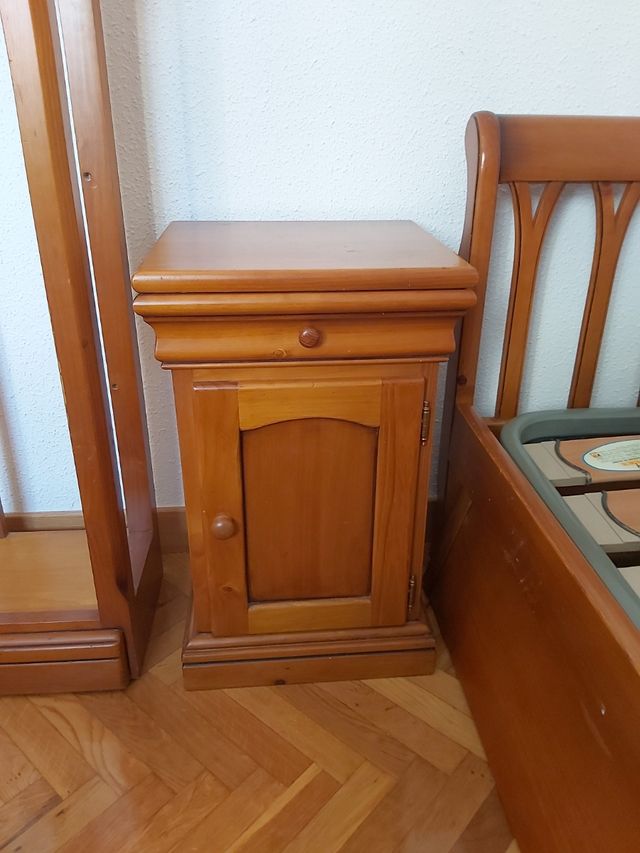 Muebles habitacion de segunda mano por 150 EUR en Pamplona en WALLAPOP