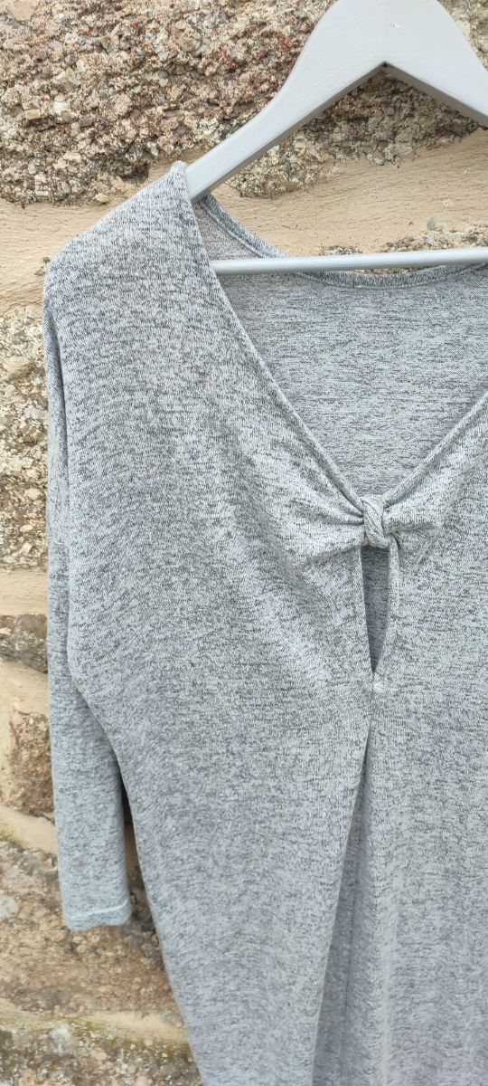 Vestido gris de Lefties