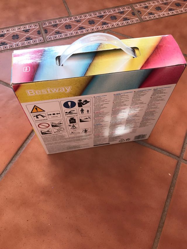 Colchoneta piscina grande.