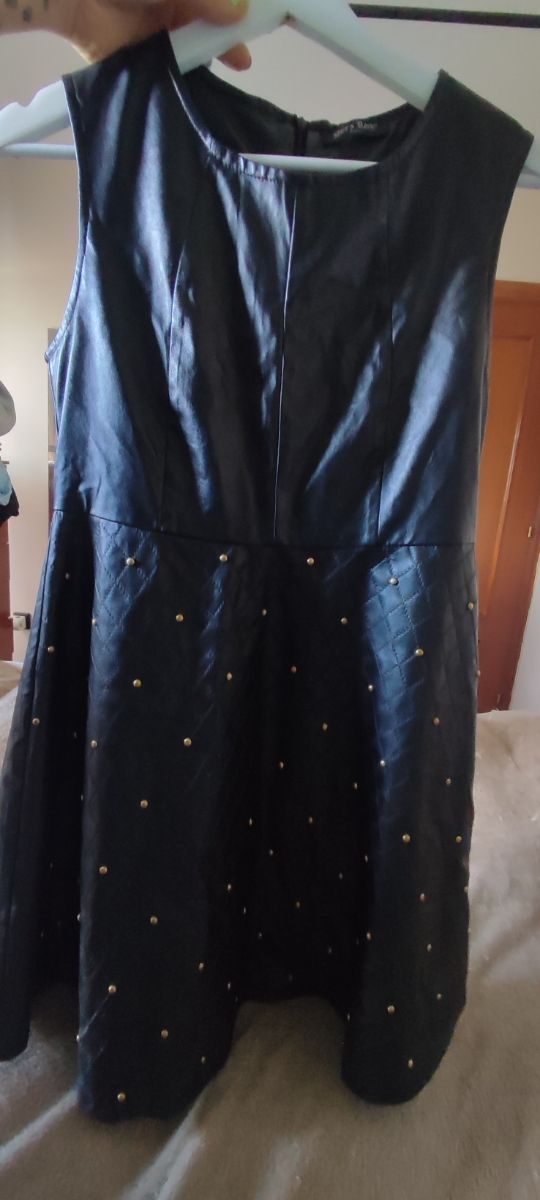 Vestido negro efecto cuero