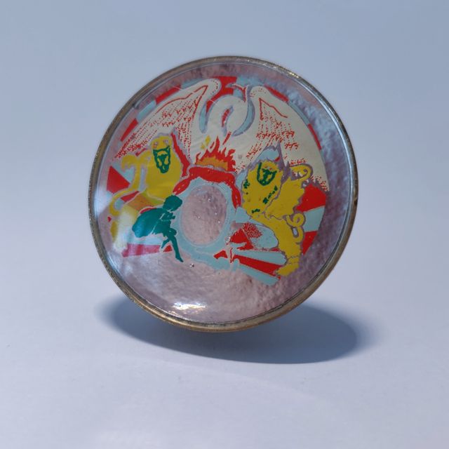 Pin Vintage de Queen Coleccionable