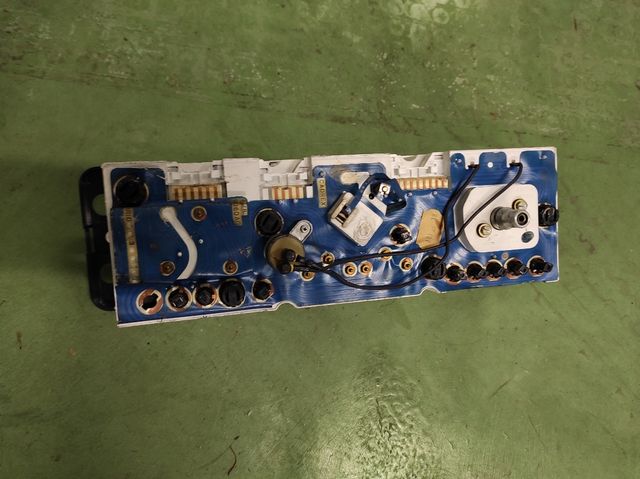 cuadro instrumentos Seat 131 1.6 biarbol