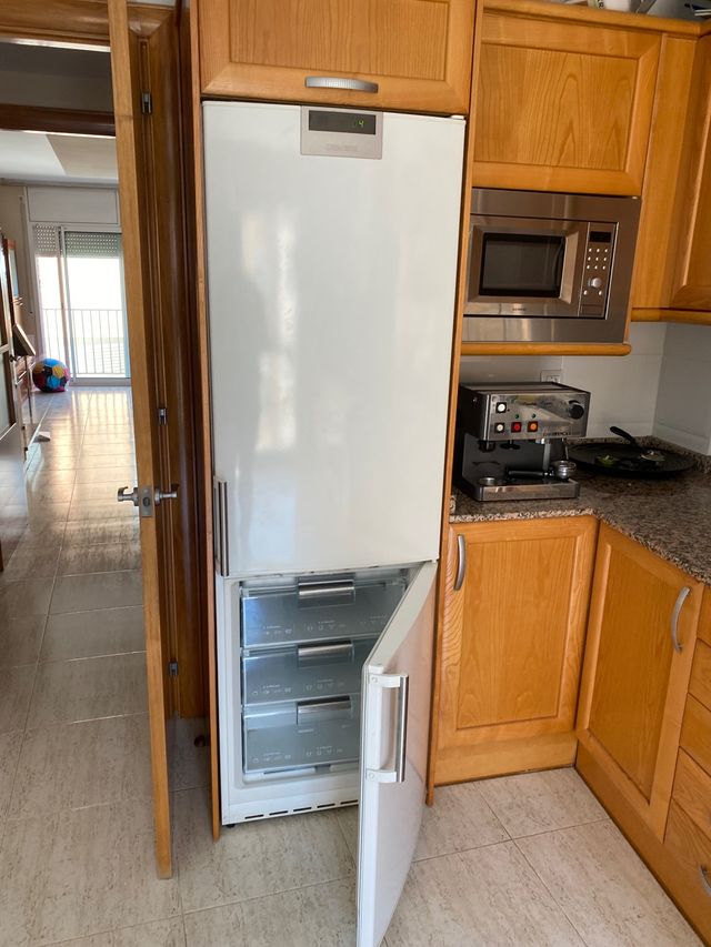 Nevera Siemens 186cm