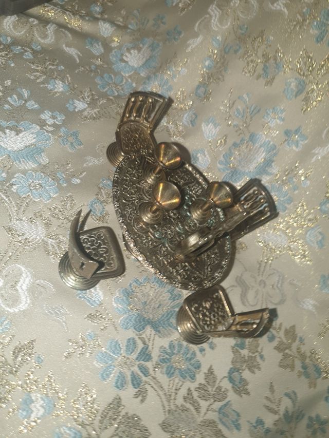 Casa de muñecas mesa y sillas metal más accesorios