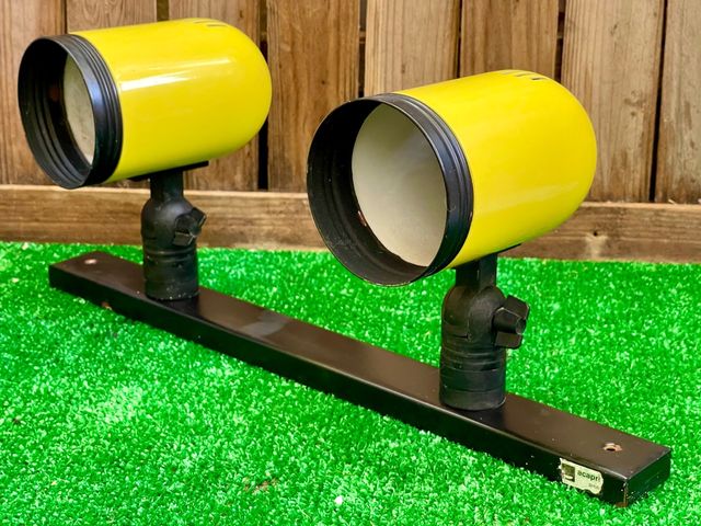 PAREJA FOCOS INDUSTRIALES AMARILLOS ACAPRI VINTAGE