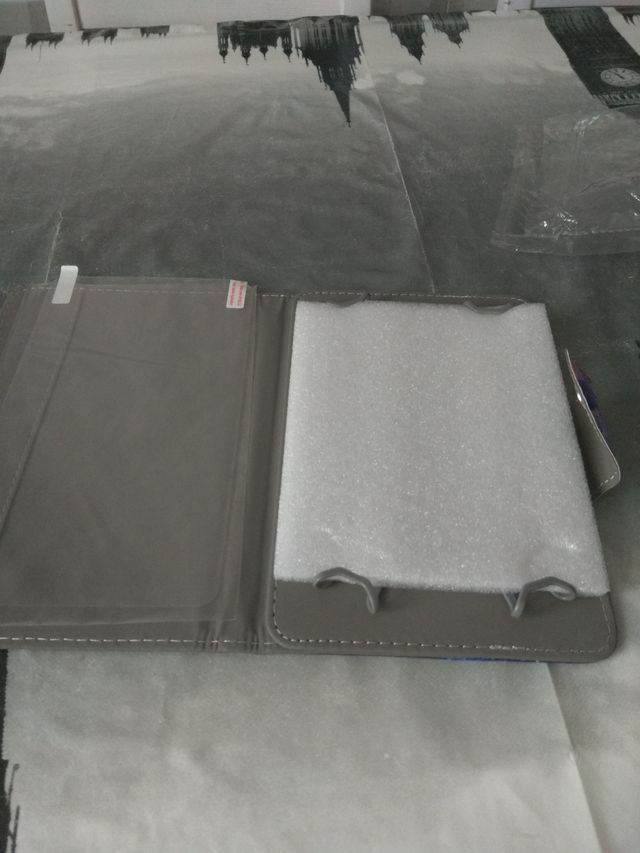 FUNDA TABLET Nueva