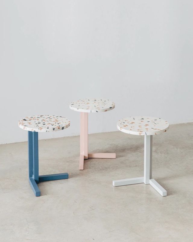 COTA - Mesa auxiliar gris/terrazzo multicolor