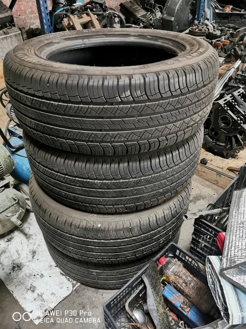 JUEGO MICHELIN LATITUDE TOUR HP 235/60R18. OCASION