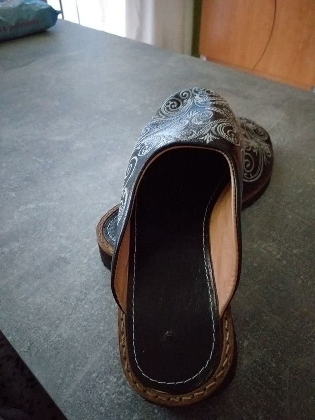 Zapato pone 37 pero es un 36 y medio