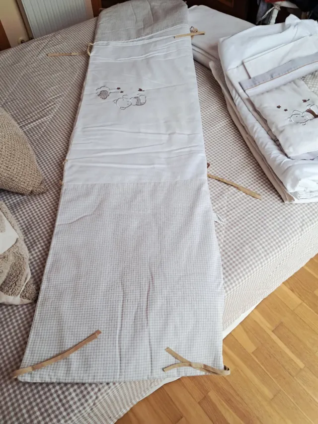 Protector/ Chichonera para Maxicuna