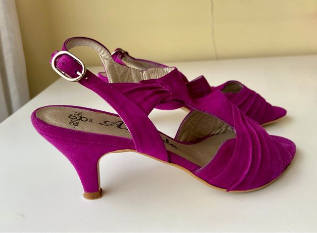 Sandalias de tacón.