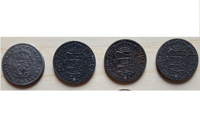 Monete Spagna: 8 Franchi 1732 e 8 Scudi 1792