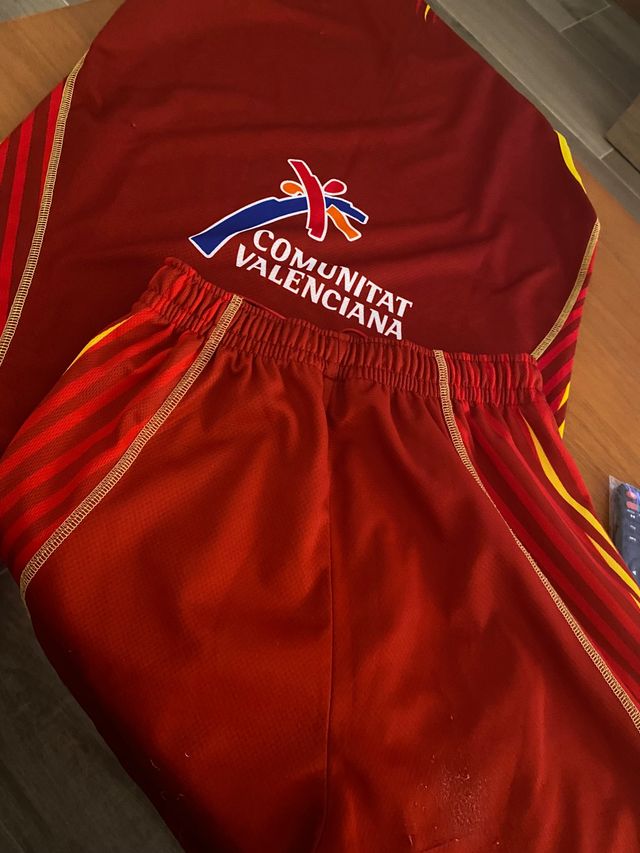 Camiseta y pantalón baloncesto niñ@