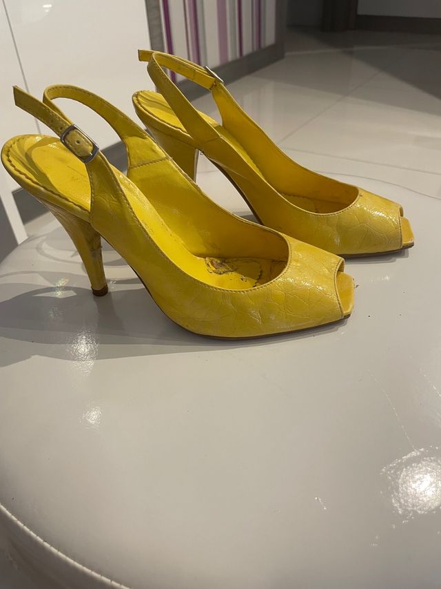 Sandalias mujer amarillas