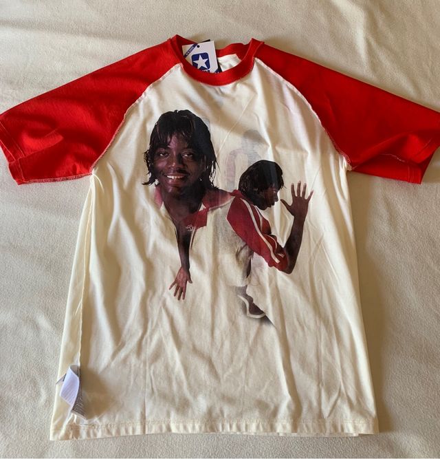 Camiseta Converse x Telfar Johan