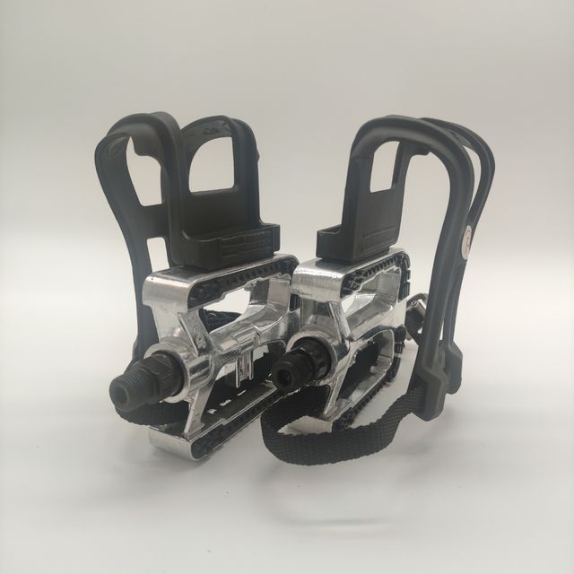 Pedales de aluminio de 9/16 pulgadas