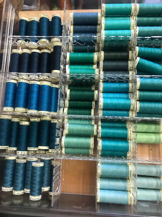 Fili per cucire marca GUTERMAN da 100 metri