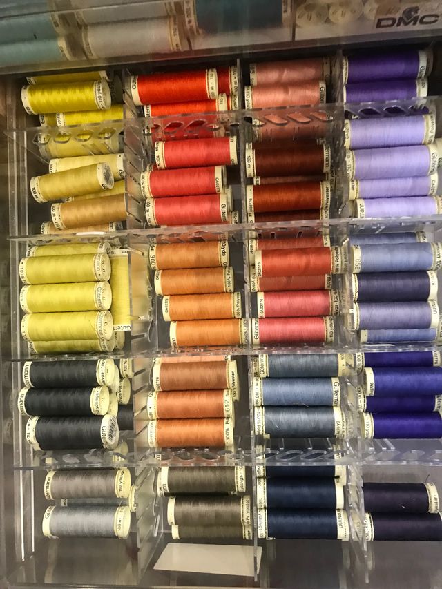 Fili per cucire marca GUTERMAN da 100 metri