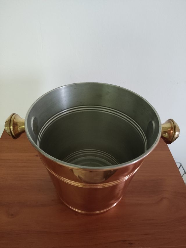 Cubo enfriador de botellas