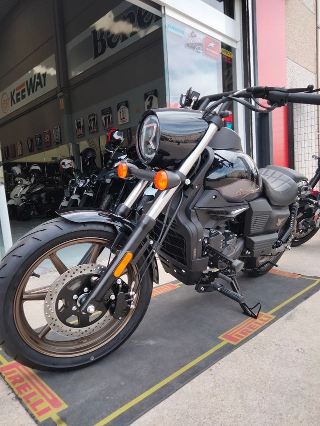 UM Renegade custom 125 Freedom 3 Años Garantía de segunda mano por 3.880 EUR en Numancia de la UM Renegade custom 125 Freedom 3 Años Garantía de segunda mano por 3.880 EUR en Numancia de la