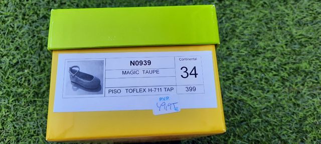 Zapatos tipo BAILARINAS de piel color oro viejo