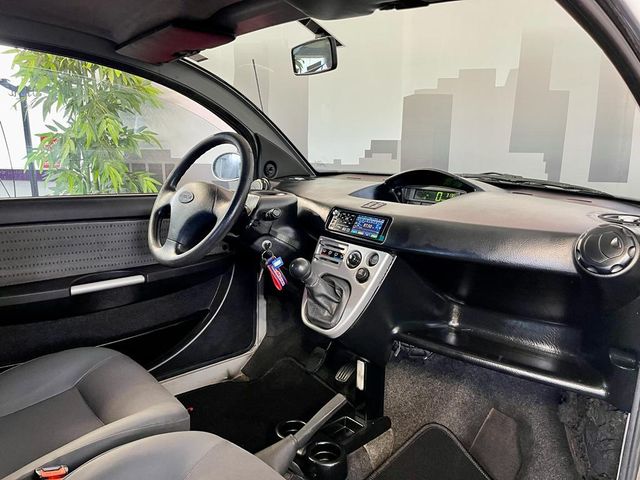 MICROCAR MC1 2005