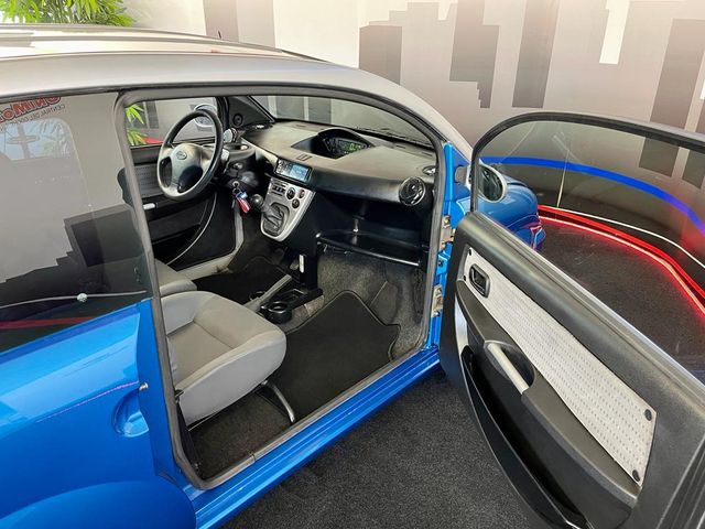 MICROCAR MC1 2005