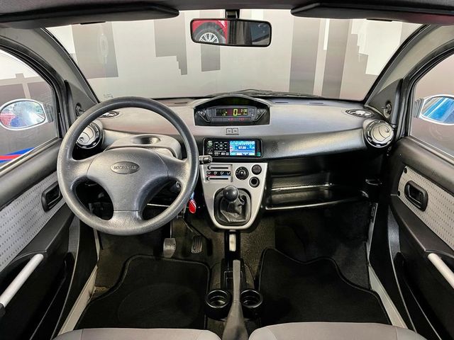 MICROCAR MC1 2005