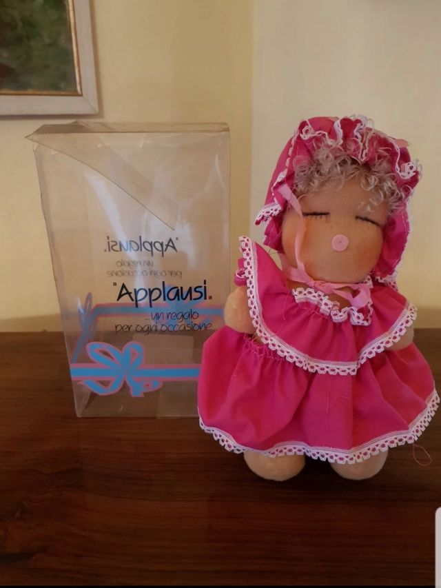 Bambola carillon vintage nuova