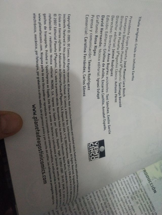 Crisis en tierras infinitas .Edición coleccionista