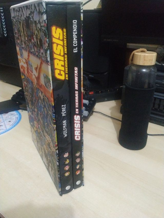 Crisis en tierras infinitas .Edición coleccionista
