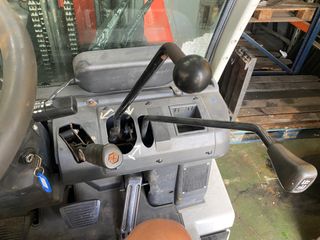 NISSAN UNICARRIER DIESEL 2.5 Tn MATRICULADA