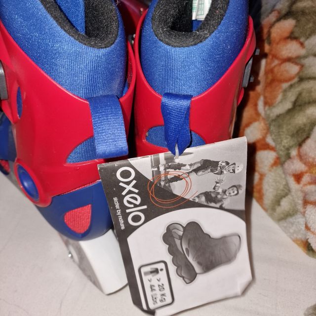 PATINES OXELO NUEVOS A ESTRENAR NIÑOS 30-32+CASCO
