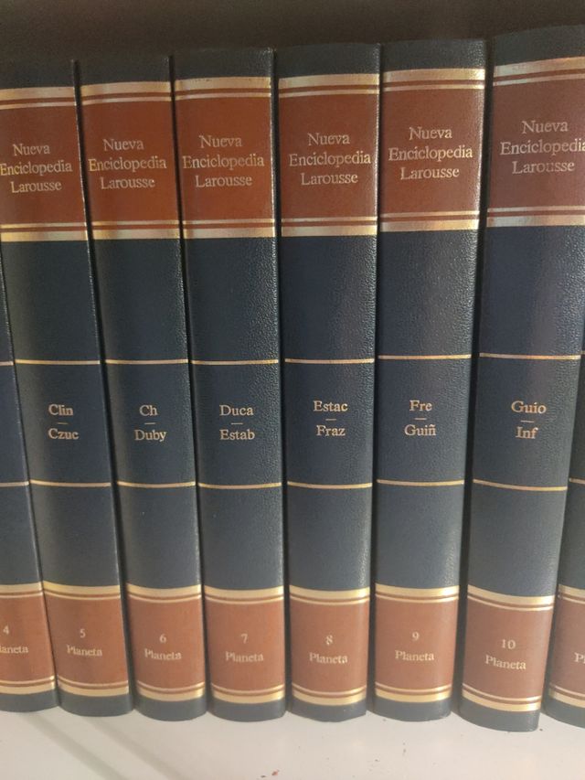 Nueva Enciclopedia Larouse / Historia Natural