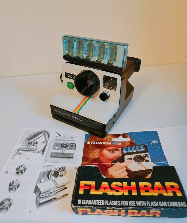 Polaroid Land 1000 con flah y manual