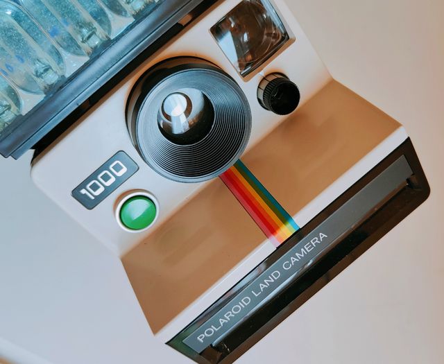 Polaroid Land 1000 con flah y manual