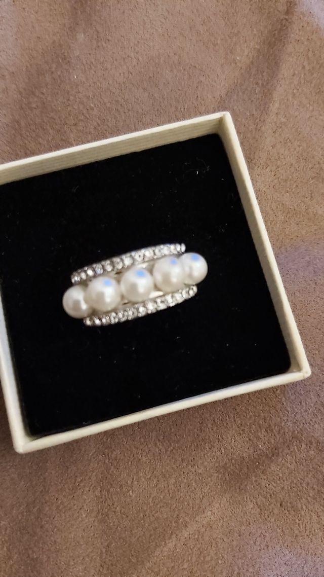 anello vintage con perle BIJOUX  NO ARGENTO