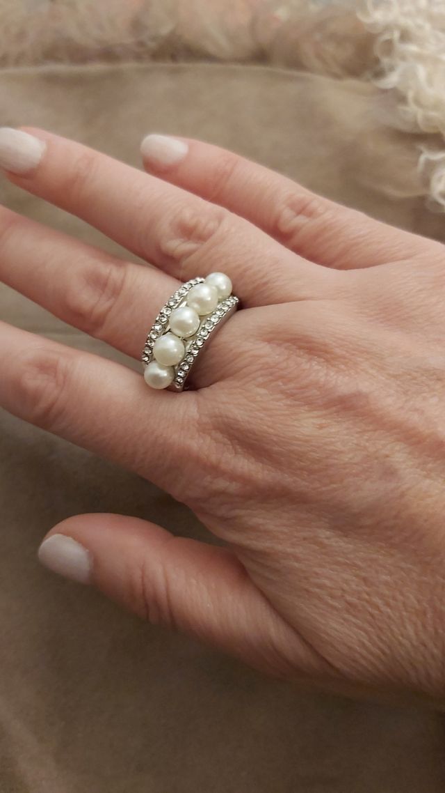 anello vintage con perle BIJOUX  NO ARGENTO
