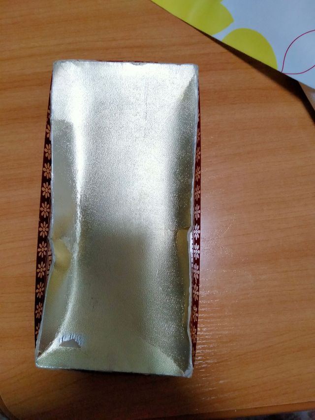 pañuelos bordados en su caja