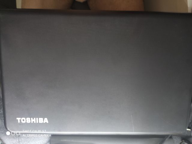 portátil Toshiba 4g w10 160g