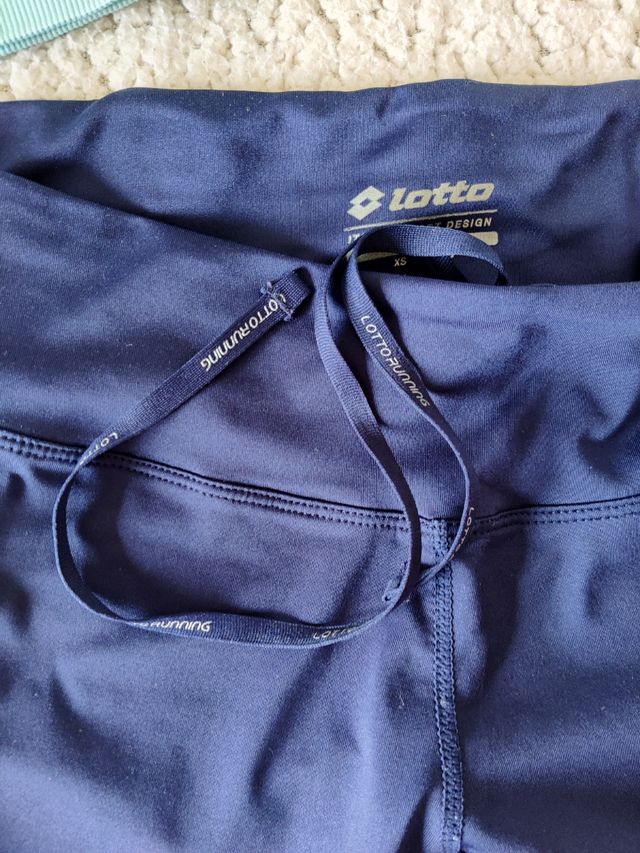 Conjunto deportivo/ fitness de Lotto