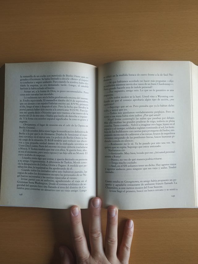 El manifiesto negro, Frederick Forsyth