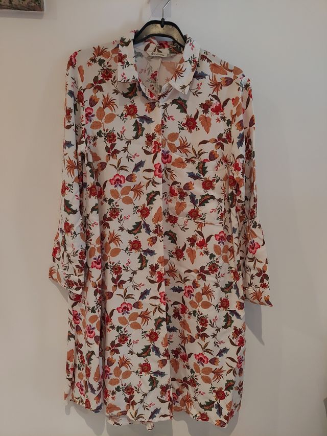 vestido Stradivarius