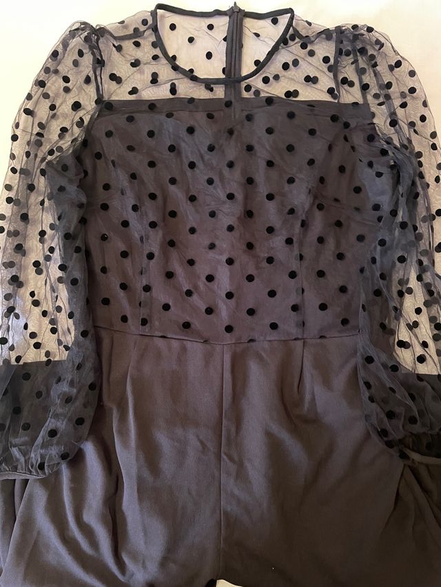 Mono negro de pierna ancha