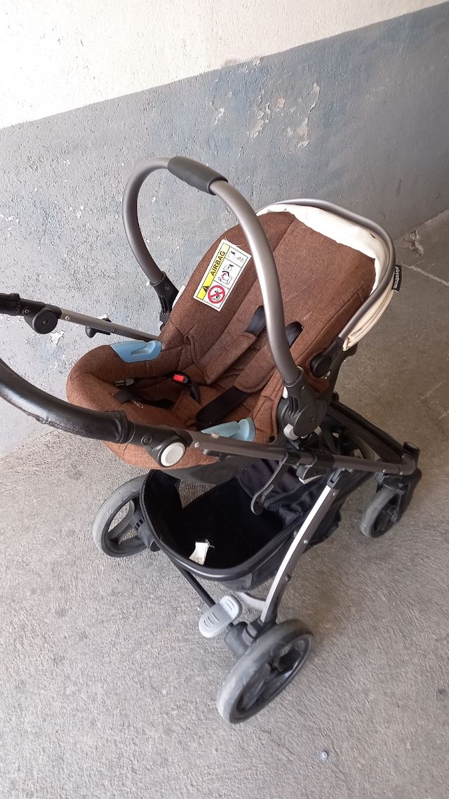 Carro bebé con maxicosi, cuco y silla paseo