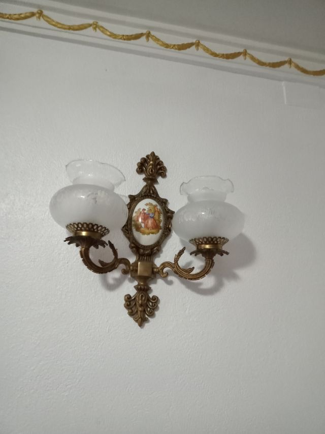 aplique antiguo con dibujos